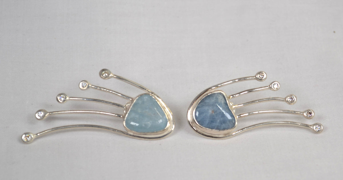 Luminous Arc Aquamarine Earrings