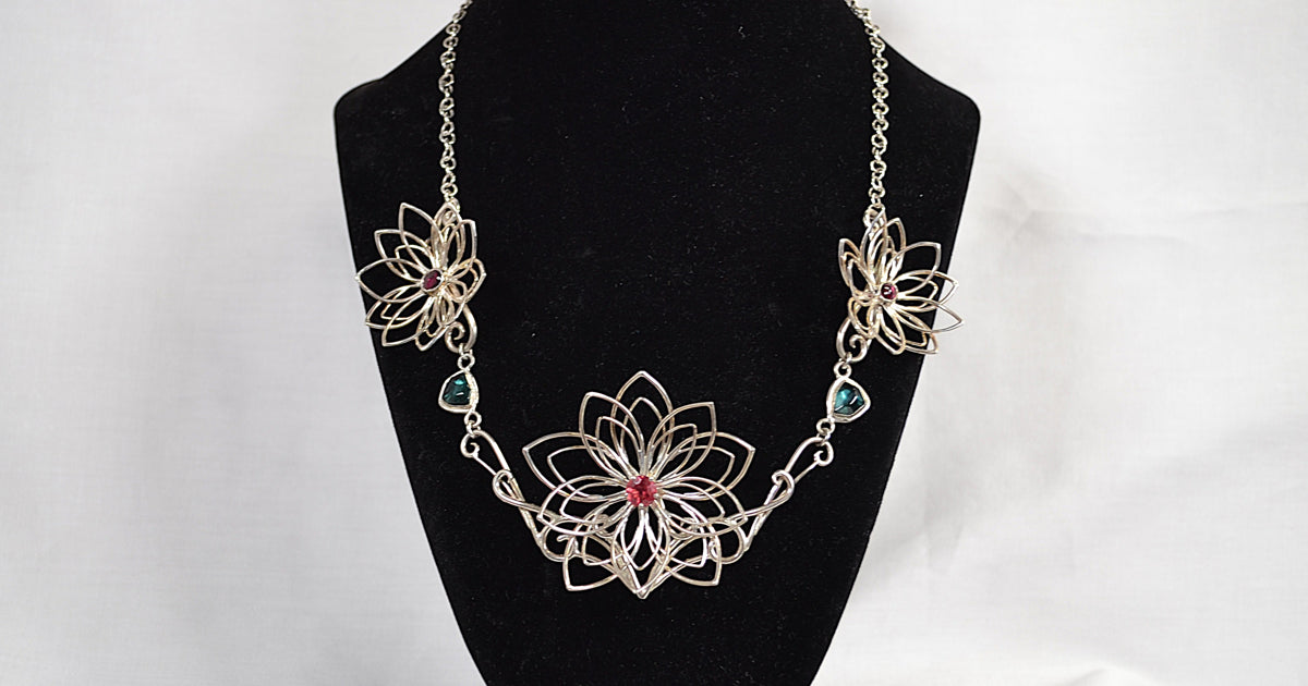 Elfin Lilies Necklace