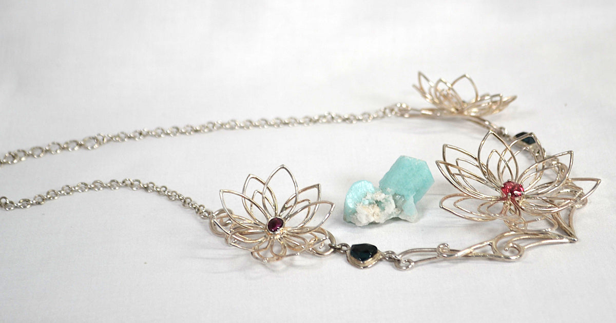 Elfin Lilies Necklace